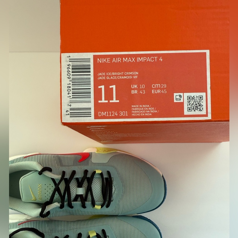 Nike Men’s Air Max Impact Sneakers - Picture 6 of 6
